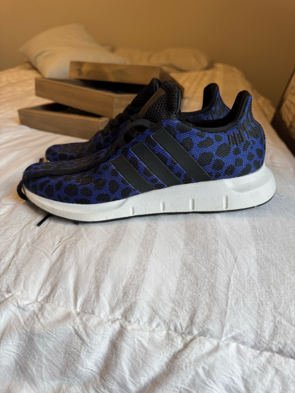 adidas Black and Blue Leopard Knit Casual Sneakers